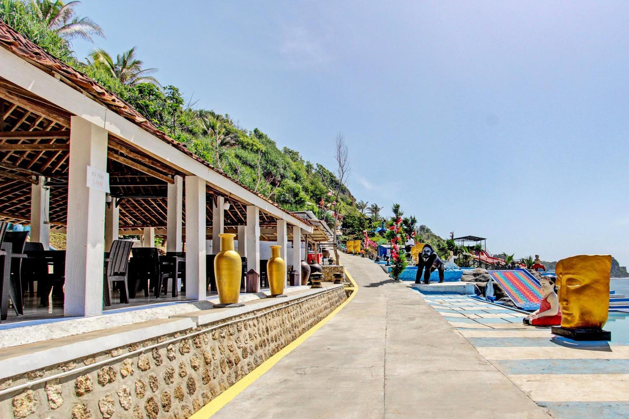 Palette 93389 Osanna Beach Resort Wonogiri Exterior photo